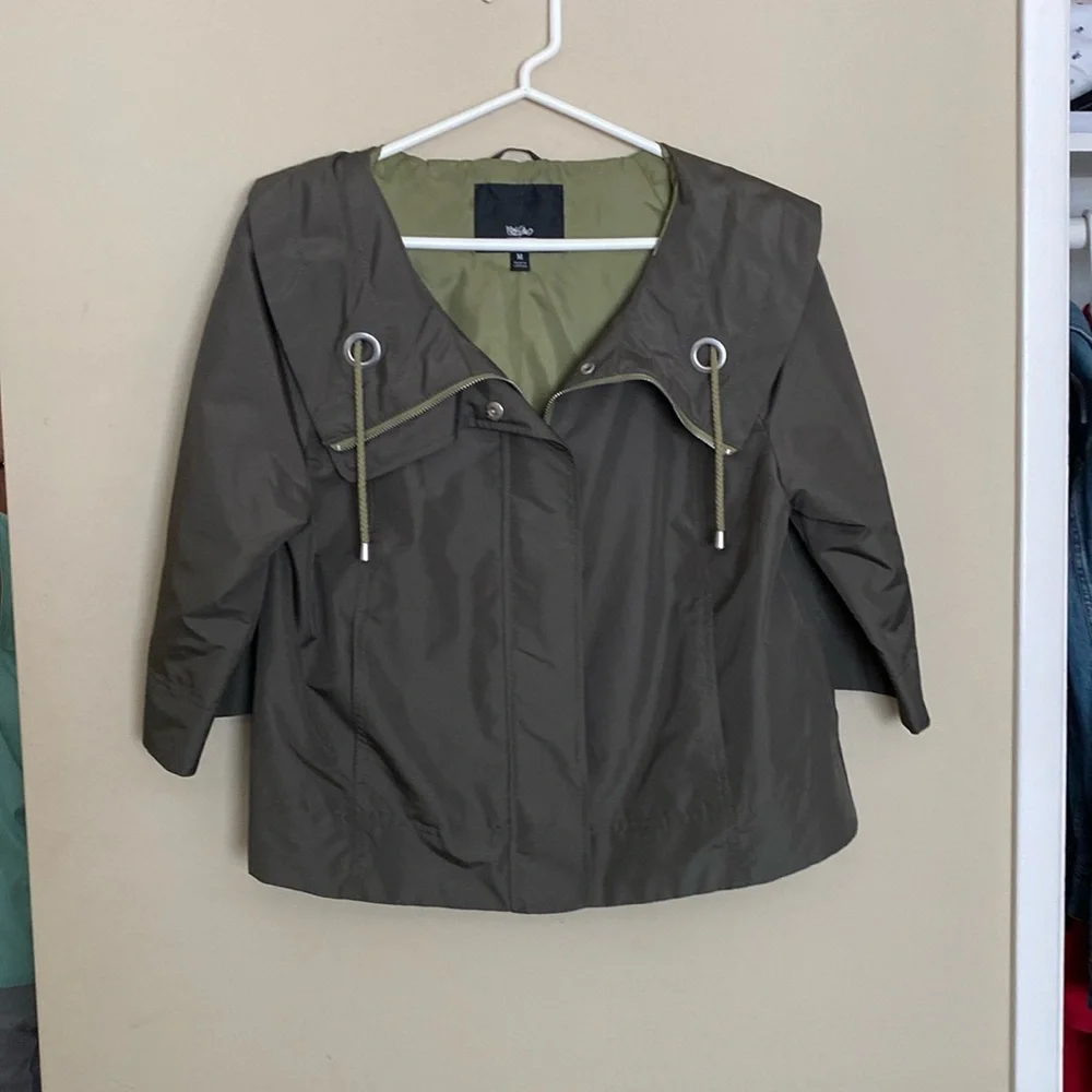 Cropped Jacket - Picture 1 of 4
